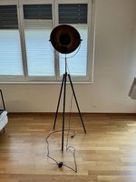 Stehleuchte / Lampe im Industrial Design