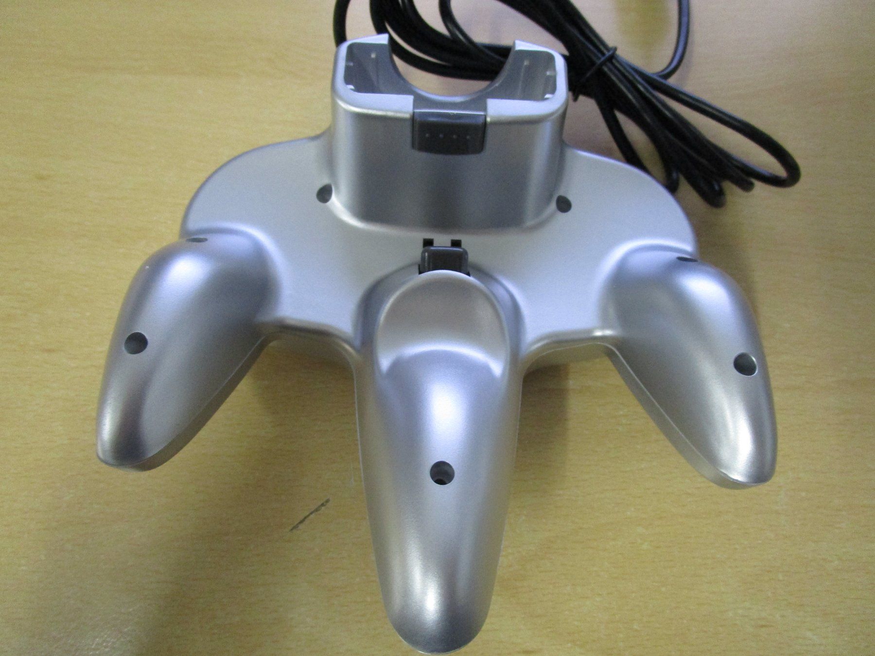 Controller: Nintendo 64 Controller - Farbe silber-Neuware N64 Pad Joypad – Neu (gemäss Beschreibung) aus Goldau von agestuffer 1