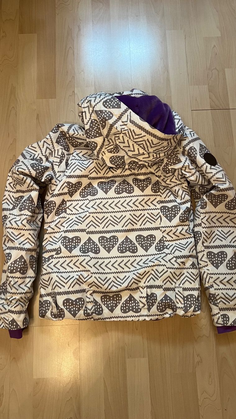 Kilpi Jacken: Kilpi Winterjacke / Skijacke, Gr. 36 – Gebraucht aus Bern von bel_yhz8 2