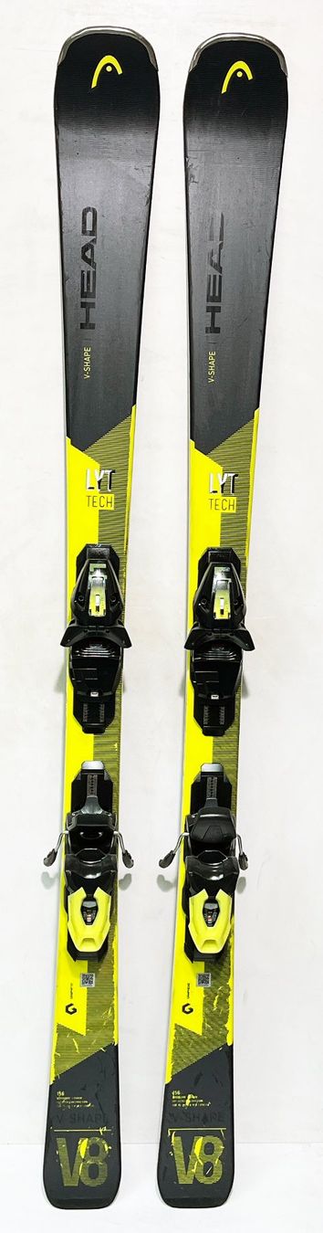 Head Skis: HEAD V-SHAPE V8  LYT    156 cm; eine Saison gebraucht – Gebraucht aus Brüttisellen von SkiverkaufStepan