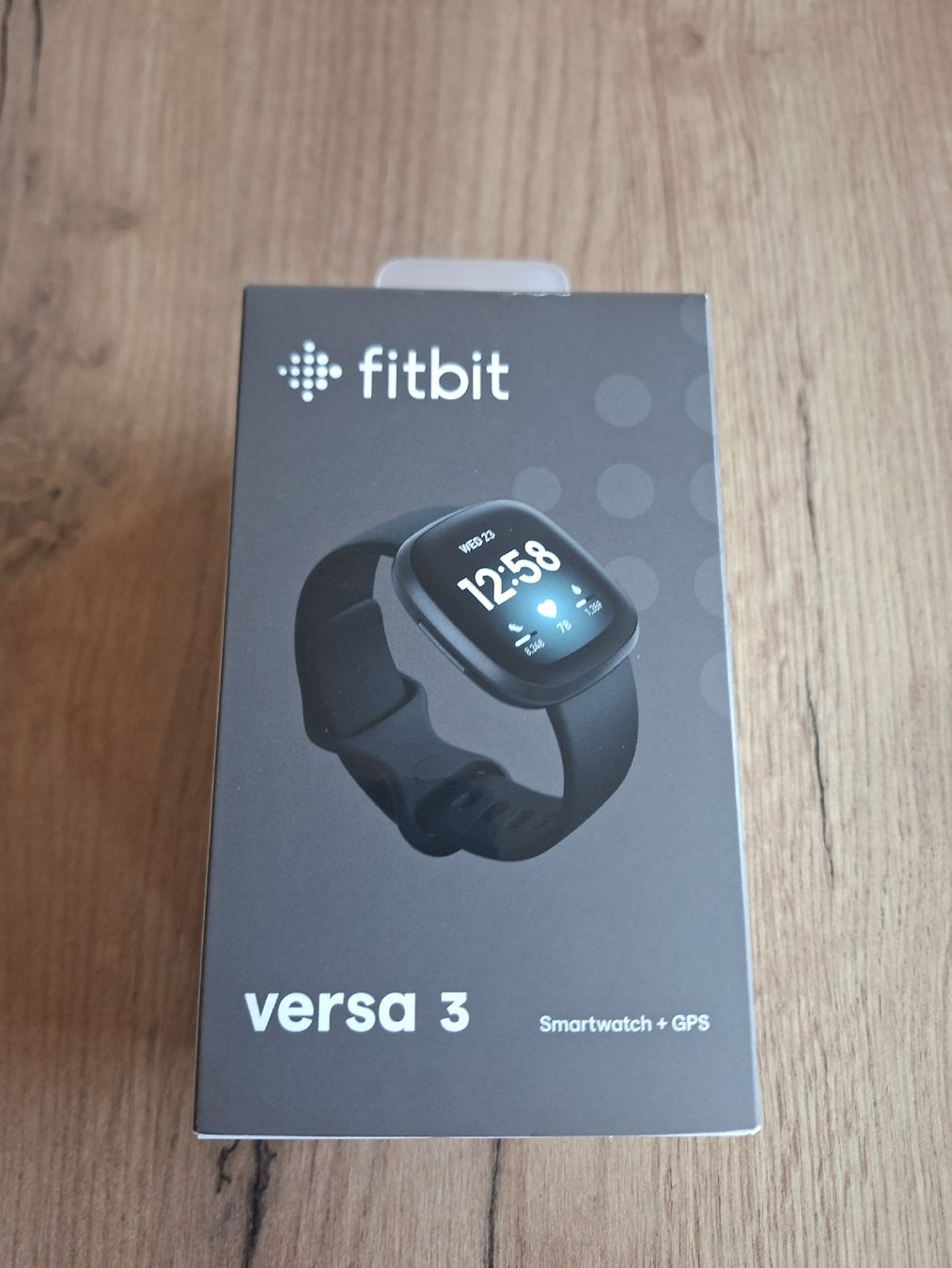 Fitbit Smartwatch: Montre connectée Fitbit Versa 3 – Gebraucht aus Yvonand von Joaquim99