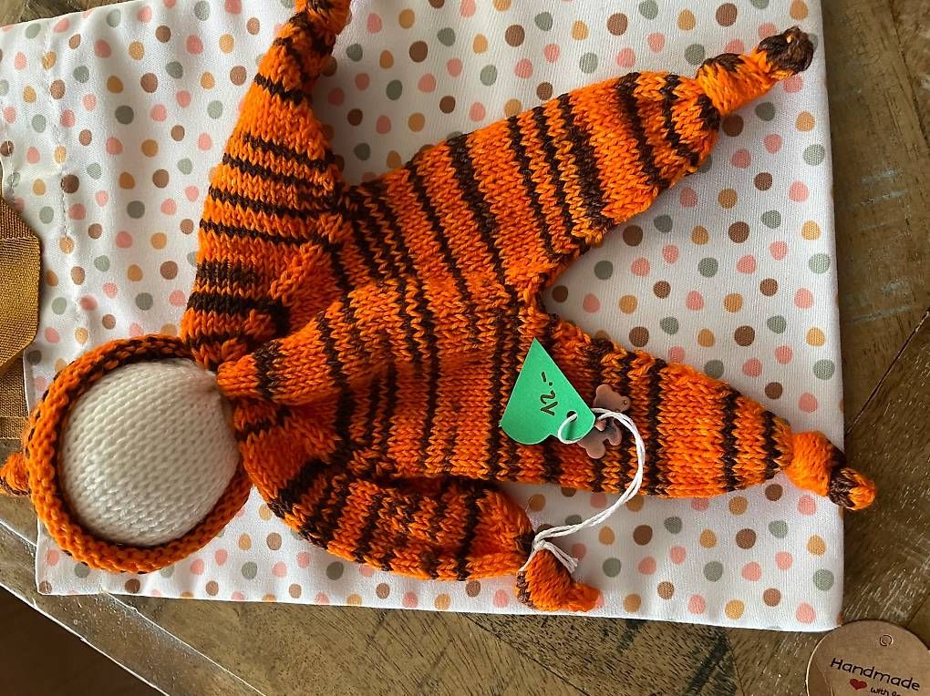 Spielzeuge: Schmusezwergli mit Geschenksäckli handgestrickt – Neu und originalverpackt aus Liestal von Strigg-Grossmami 1