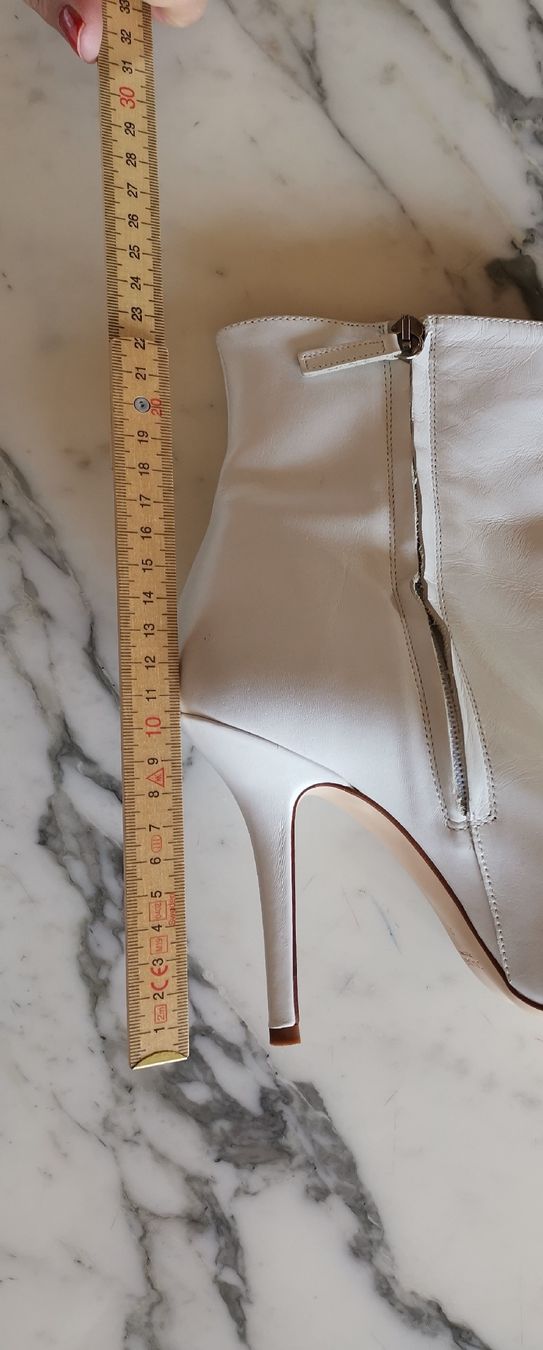 Zara Damenschuhe: Zara Leder Stiefeletten, weiss – Gebraucht aus Uerikon von pink_flamingo 5