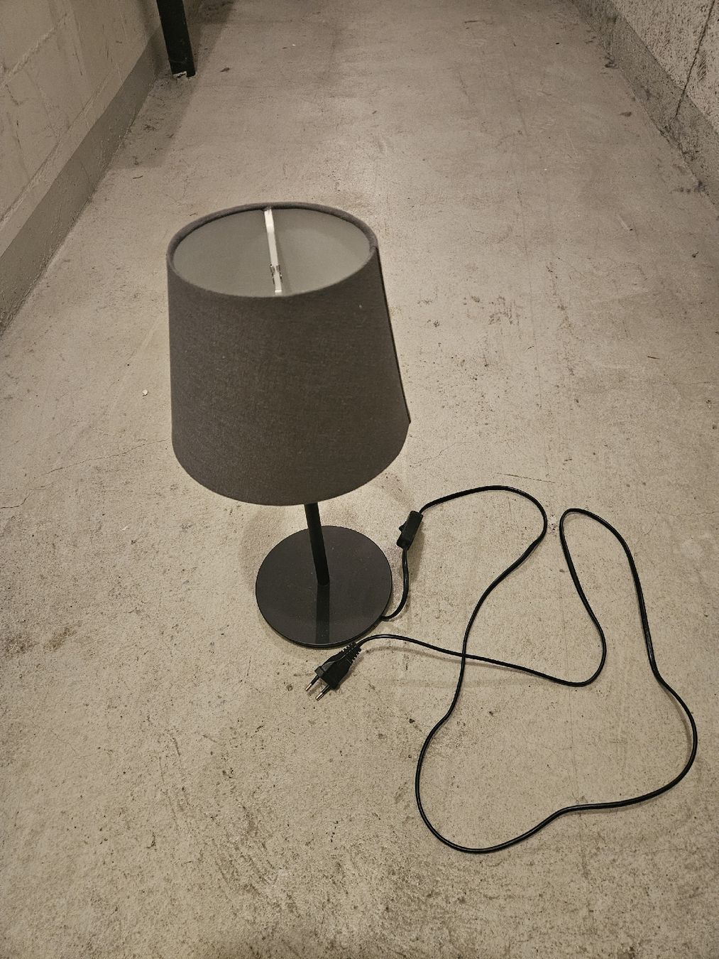 Ikea Lampes: Ikea Nachttischlampe – D'occasion à Zürich par Jibley