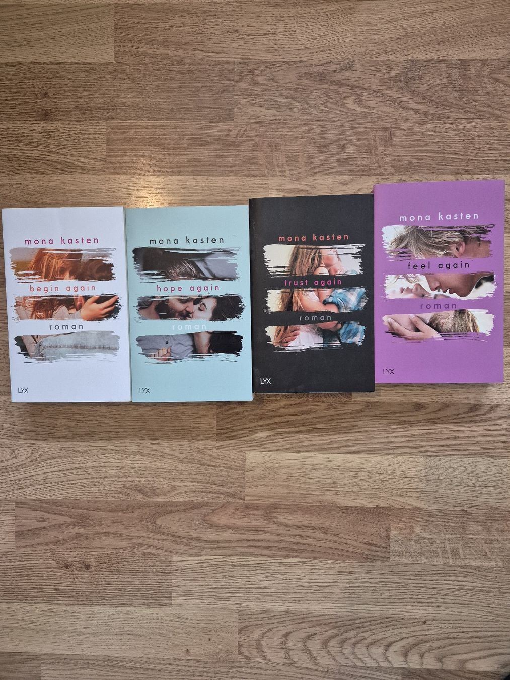 Libri: 4 Romane Mona Kasten – Usato da Bremgarten b. Bern venduto da Amerian