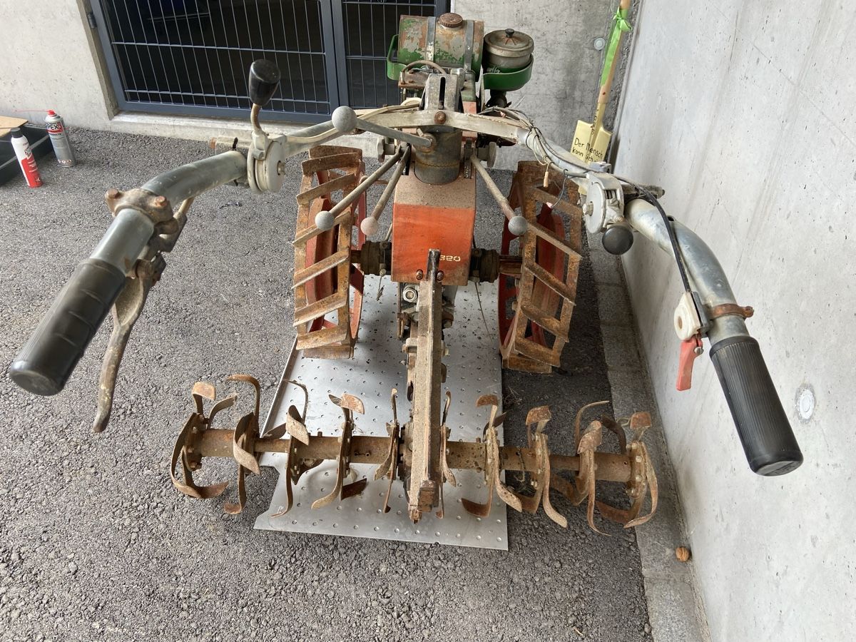 Tutte le macchine: Simar Typ 320 Bodenfräse – Difettoso da Seewis-Pardisla venduto da skoda8 3