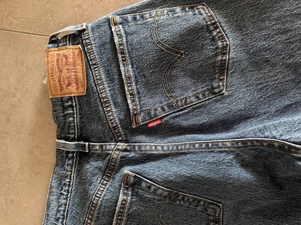 Jeans: Levi's 501 Jeans blau – Gebraucht aus Märstetten von sha_9p7c 3