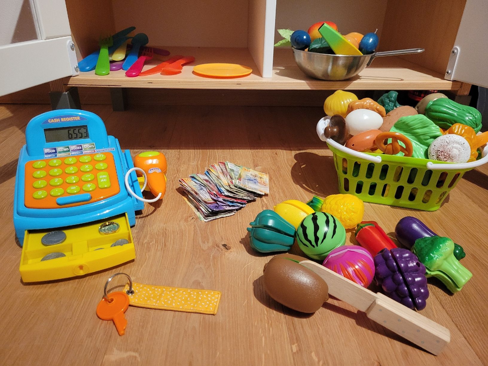 Giocattoli: Ikea Küche mit viel Zubehör – Usato da Hedingen venduto da Anemonia2005 3
