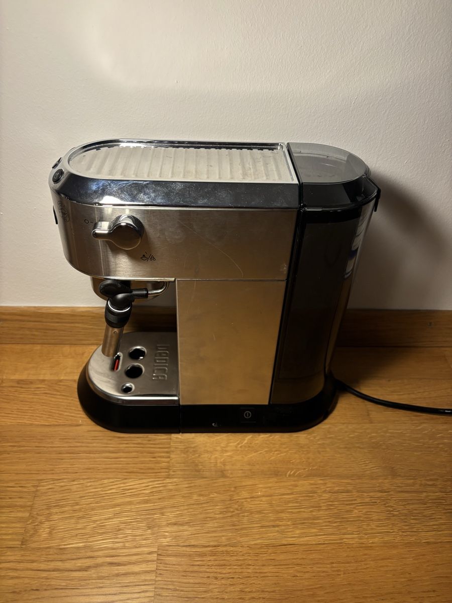 De'Longhi Machines à café & Machines à expresso: De Longhi Dedica Kaffemaschine – D'occasion à Bern par thi_9gyw 1