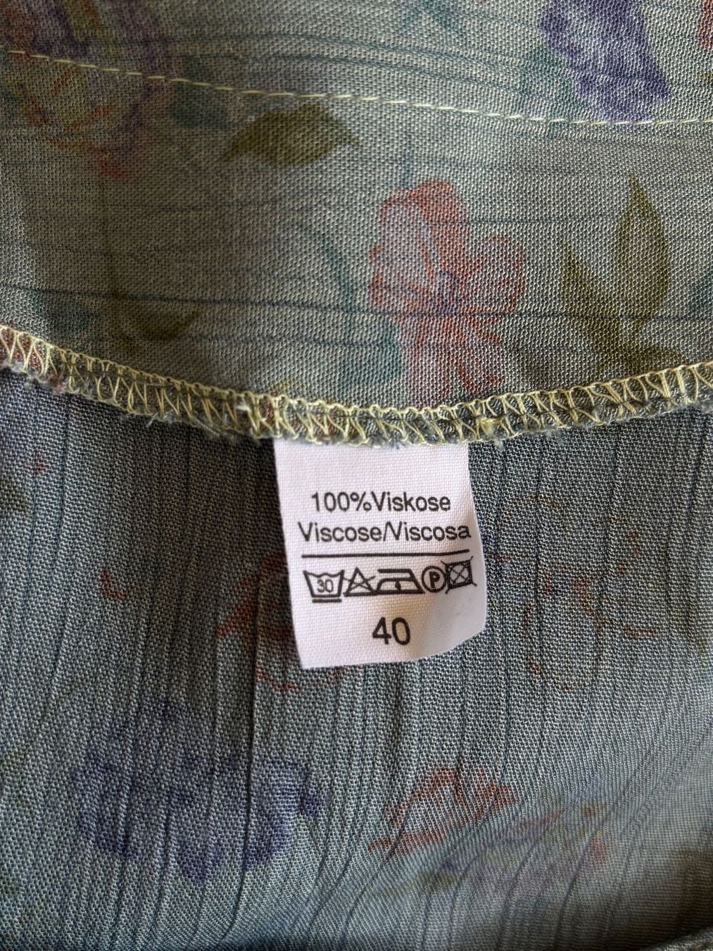 Vestiti: VINTAGE Kleid mit Blumenmuster Gr. 40 – Usato da Zürich venduto da missmodernage 6