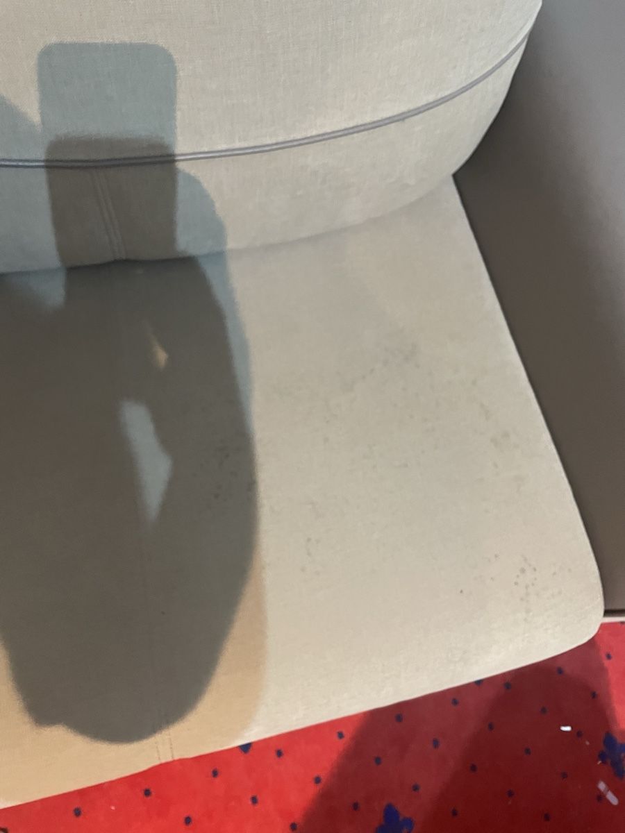Sofas: Gratis Sofa saloni – D'occasion à Schiers par Talha_Akkas 1