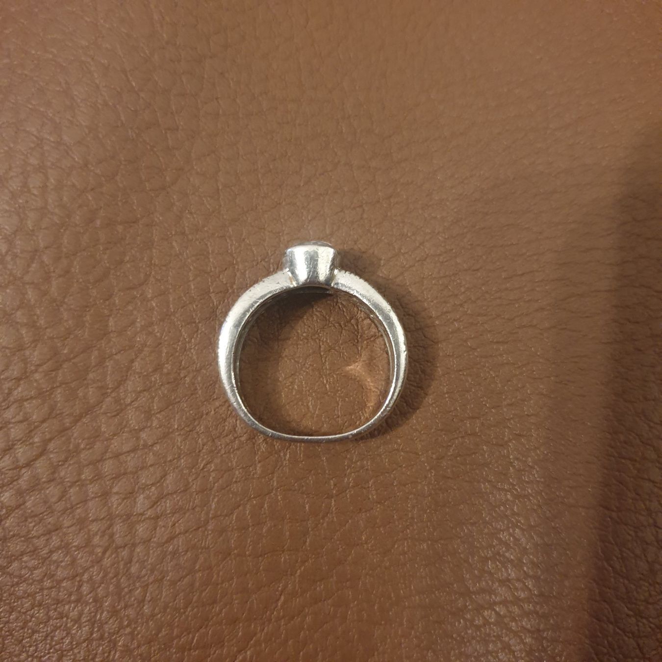 Anelli: Ring mit Zirkonen, silber, Grösse 57 – Usato da Neuendorf venduto da DeSiriA 2
