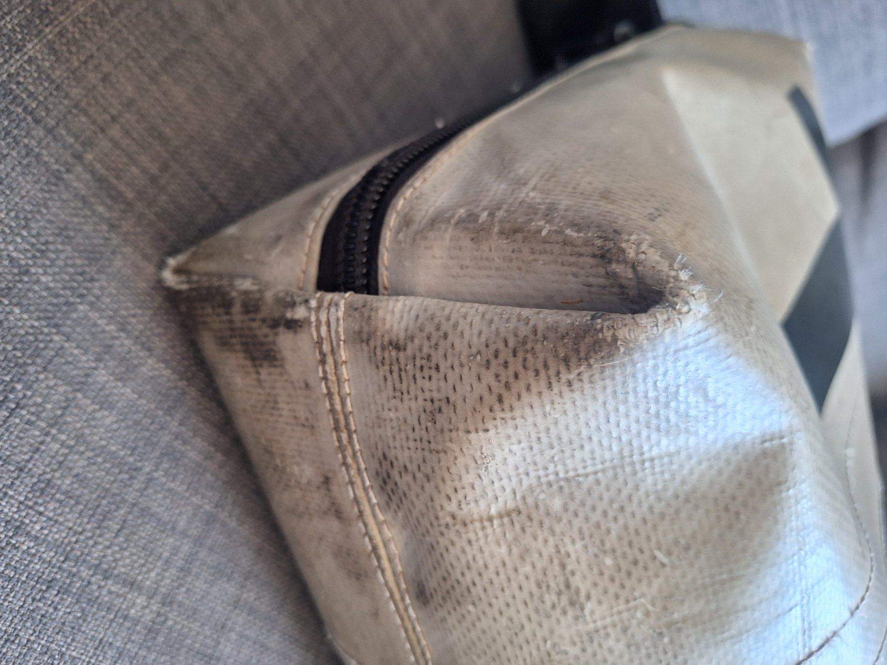 Freitag Borse: FREITAG F304 MOSS Laptoptasche – Usato da Dällikon venduto da sar_t2d8 2