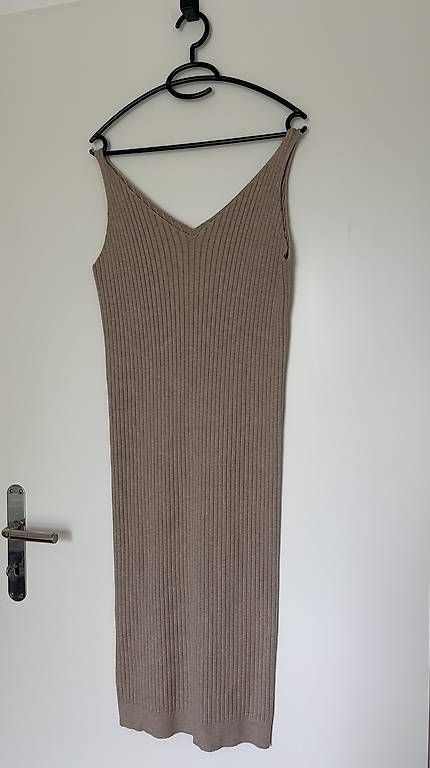 Kleider: Strech Kleid beige – Gebraucht aus Neuheim von Vinn