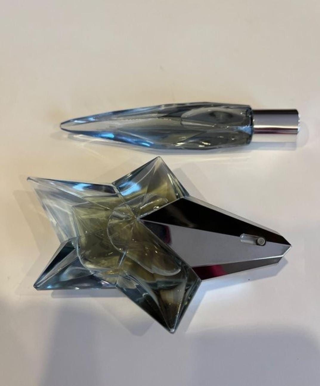 Mugler Parfum & Eau de Toilette: Mugler Angel 25 ml und 10 ml – Gebraucht aus Kestenholz von Porsche117