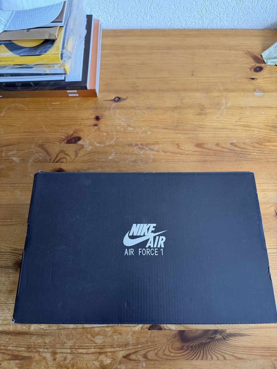 Nike Scarpe da uomo: Air Force Blanche taille 42 – Usato da La Chaux-de-Fonds venduto da mih_t8qk 1