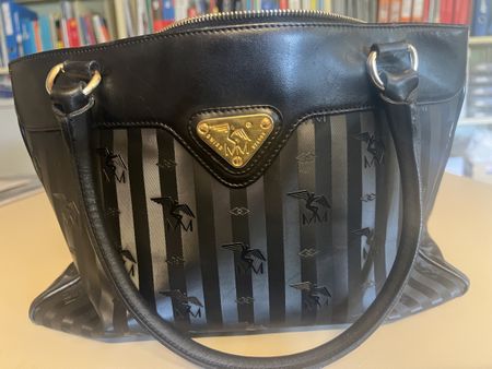 Elegante Handtasche von Maison Mollerus in Schwarz