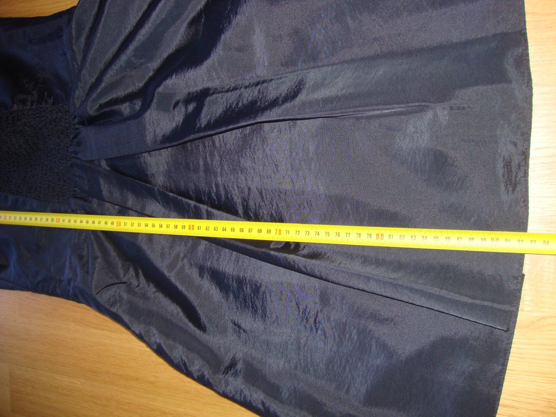 Vestiti: Damenkleid  Banani – Usato da Disentis-Muster venduto da Bix03 3