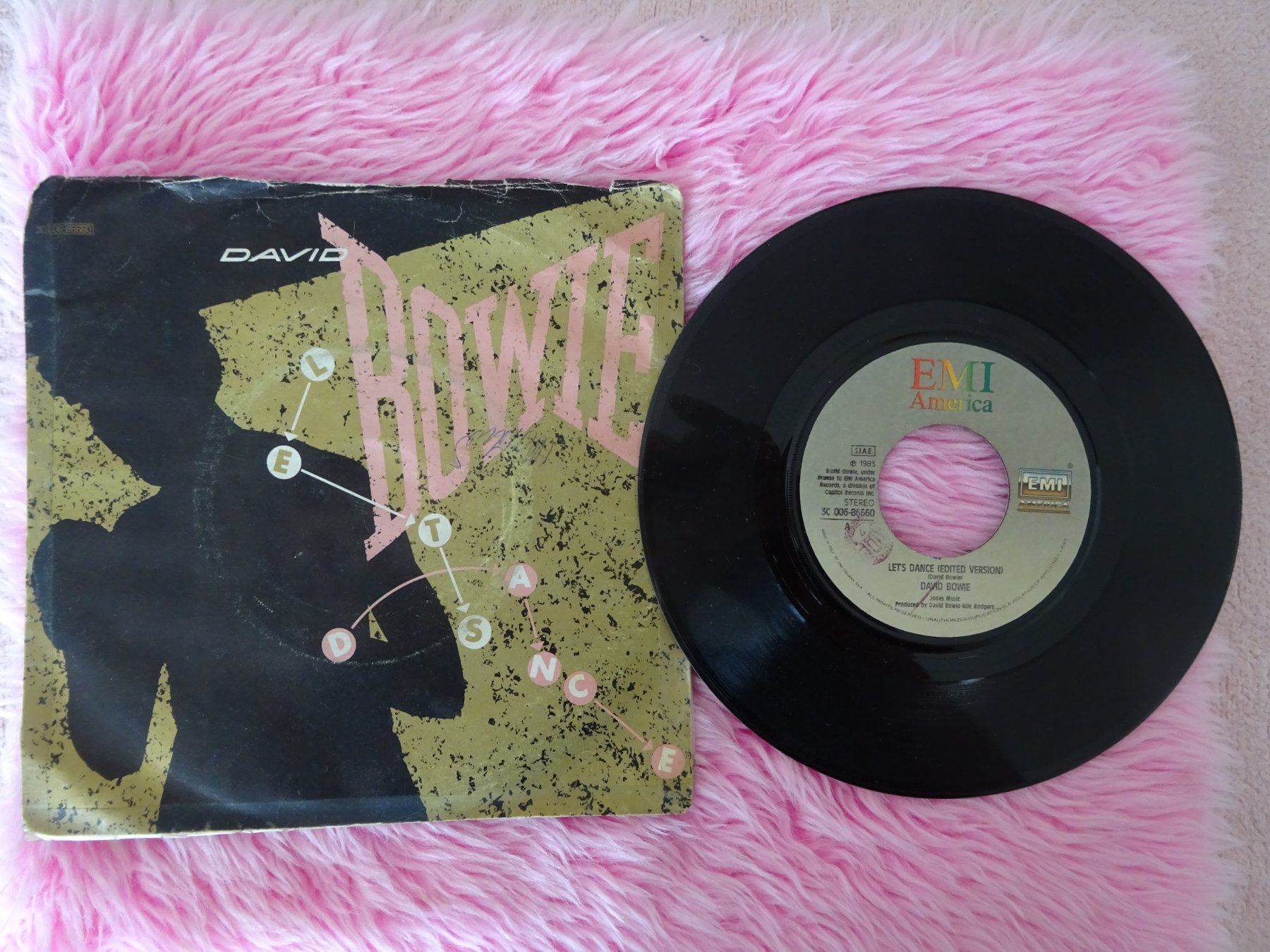 Dischi in vinile: DAVID BOWIE ** ABSOLUTE BEGINNERS ** LET'S DANCE – Usato da Luzern venduto da xrayspex99 2