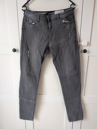 Graue Skinny Jeans Gr. 30 Esprit - top Zustand!