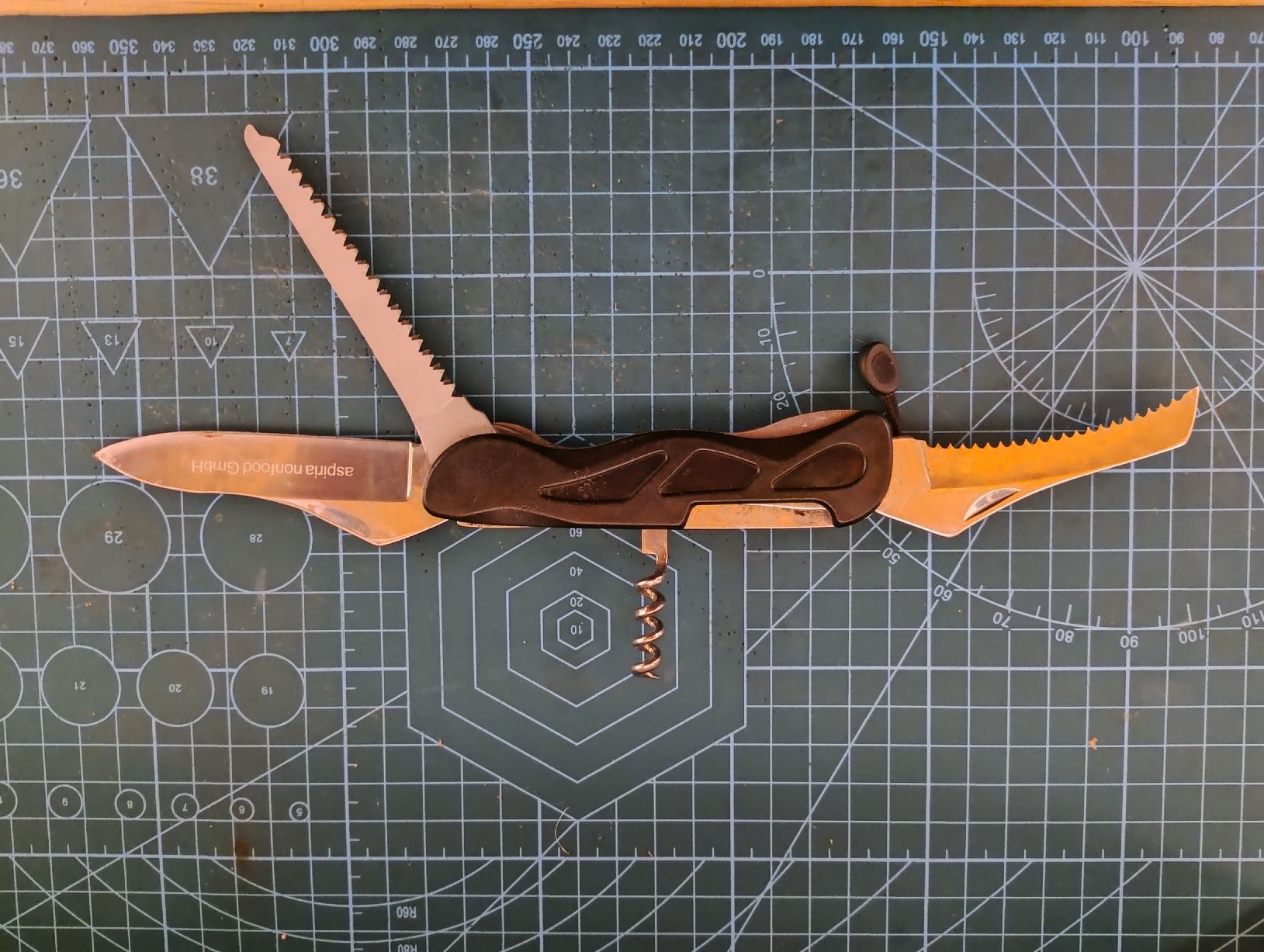 Taschenmesser: Couteau de poche multifonction – Gebraucht aus Romainmôtier von fjk1983 2