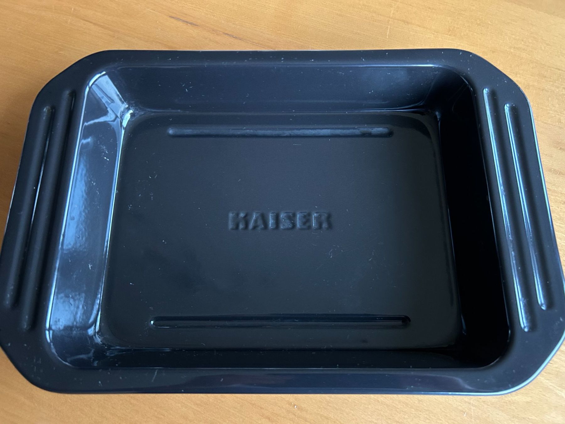 Kaiser Teglie da forno: Kaiser Back-, Auflauf- oder Gratinform Backblech rechteckig – Usato da Hagendorn venduto da Teora66