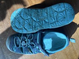 KEEN Moxie Sandalen Kinder Grösse 31 blau guter Zustand