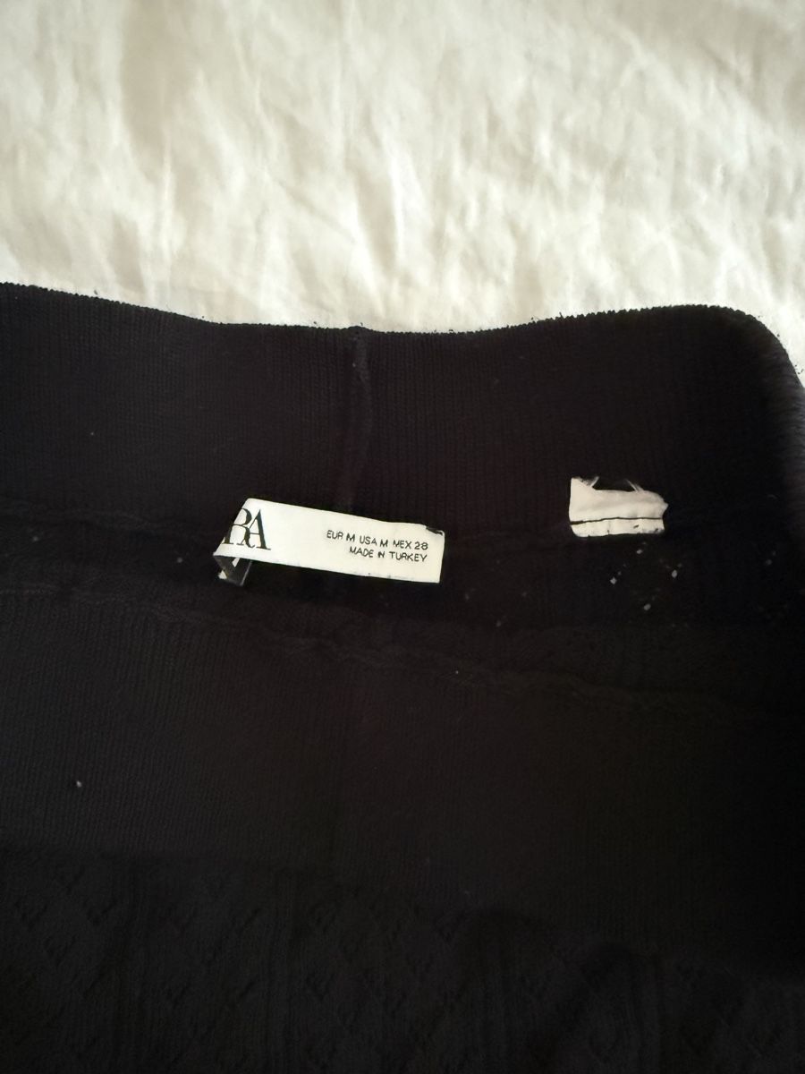 Zara Leggings: Zara Leggins Gr. M – Usato da Wil SG venduto da xrnvani 2
