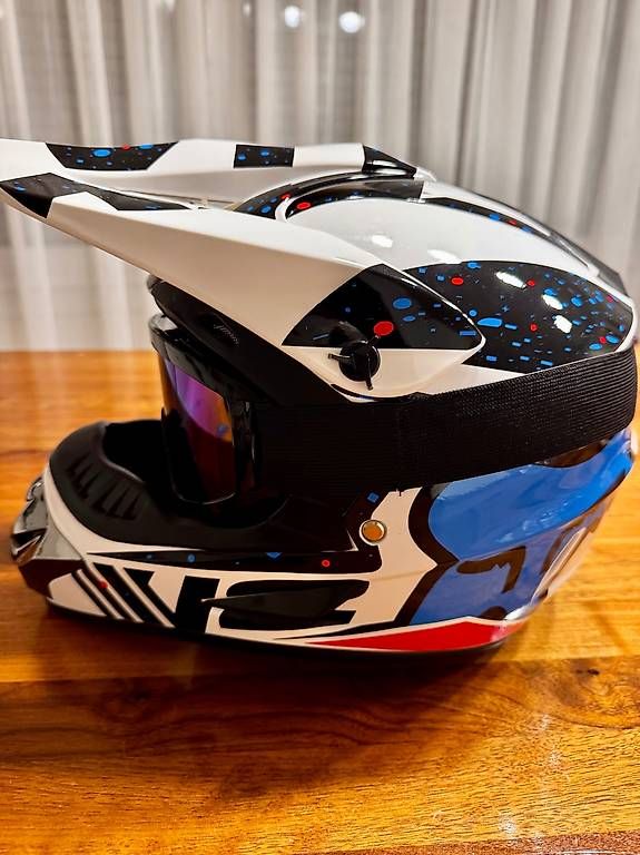 Caschi: Downhill Bike Helm – Nuovo e nell'imballaggio originale da Belp venduto da TaKing 2
