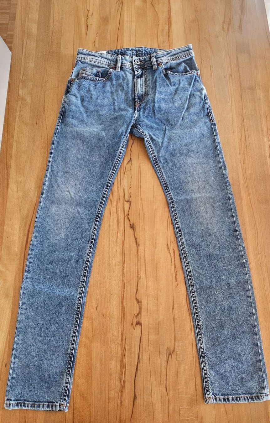 Diesel Jeans: Jeans Herren Diesel Gr. S – Usato da Root venduto da Trinali