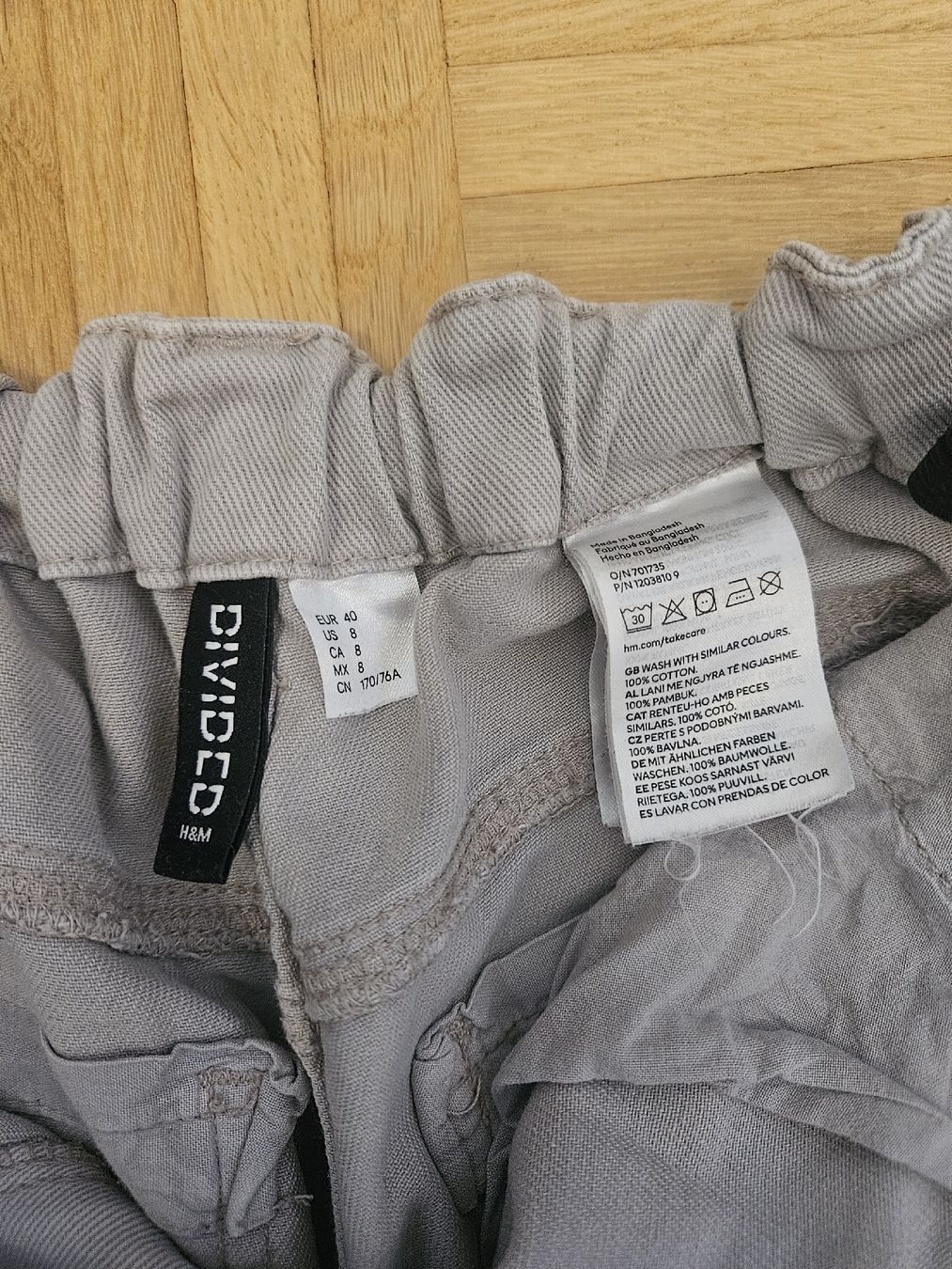 H&M Pantaloni: H&M Divided Cargohose grau Grösse 40 – Usato da Dickbuch venduto da lea_6m8c 3