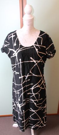 Kleid (AK)