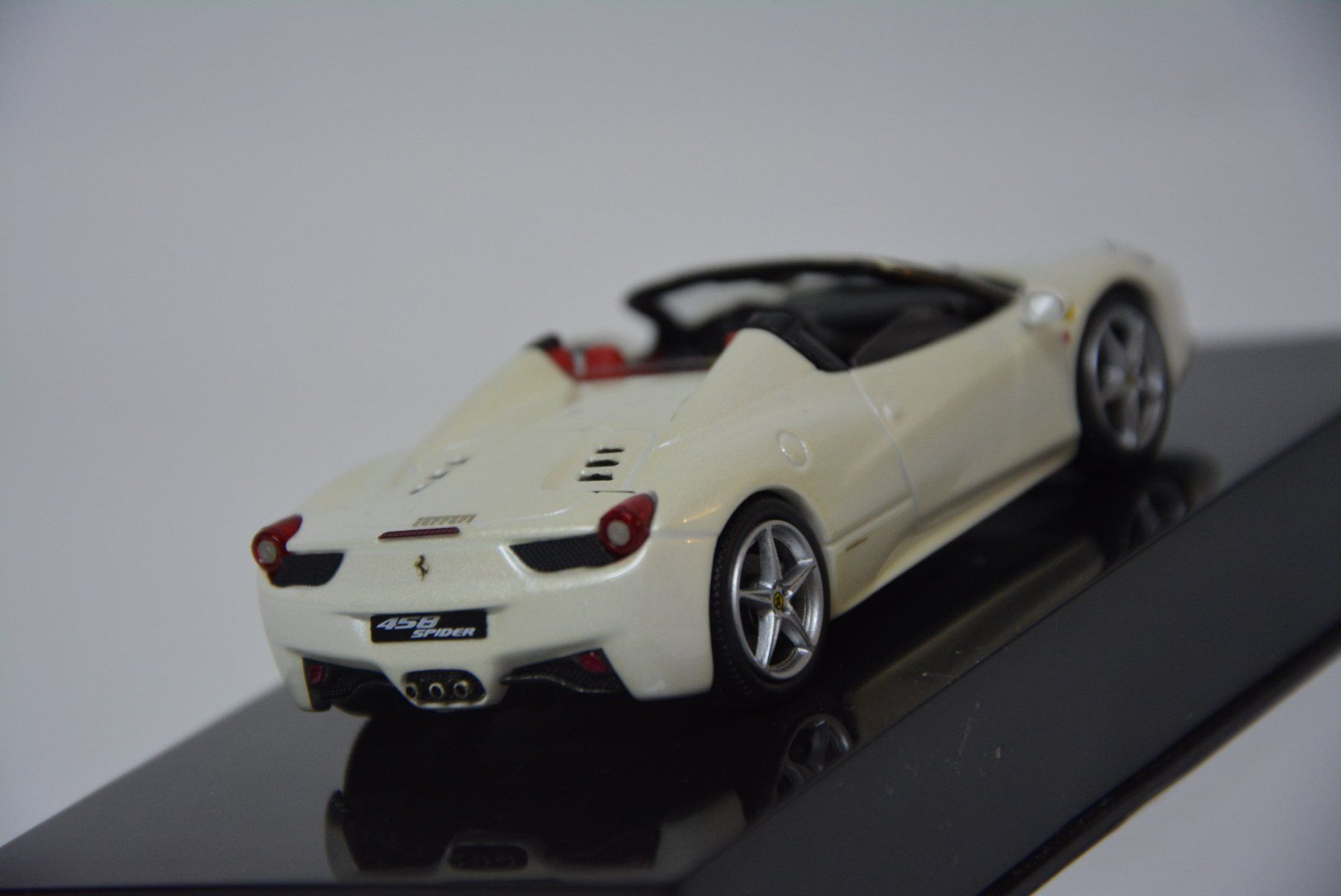 Ferrari Modellini d'auto: Ferrari 458 Spider , Hot Wheels Elite , 1:43 – Nuovo (secondo la descrizione) da Goldach venduto da Feivel9 6