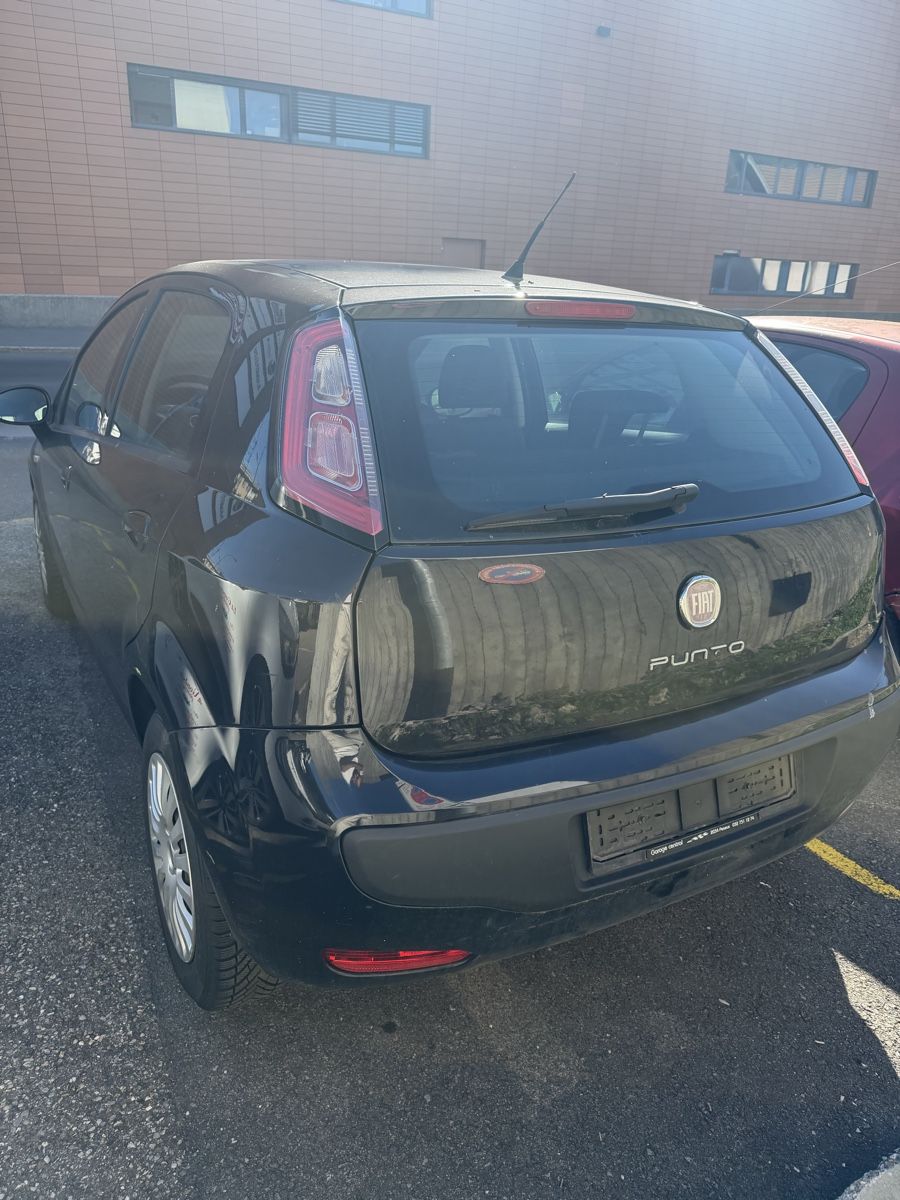 Fiat Autos: Fiat punto – D'occasion à La Chaux-de-Fonds par Transportchezmax 1