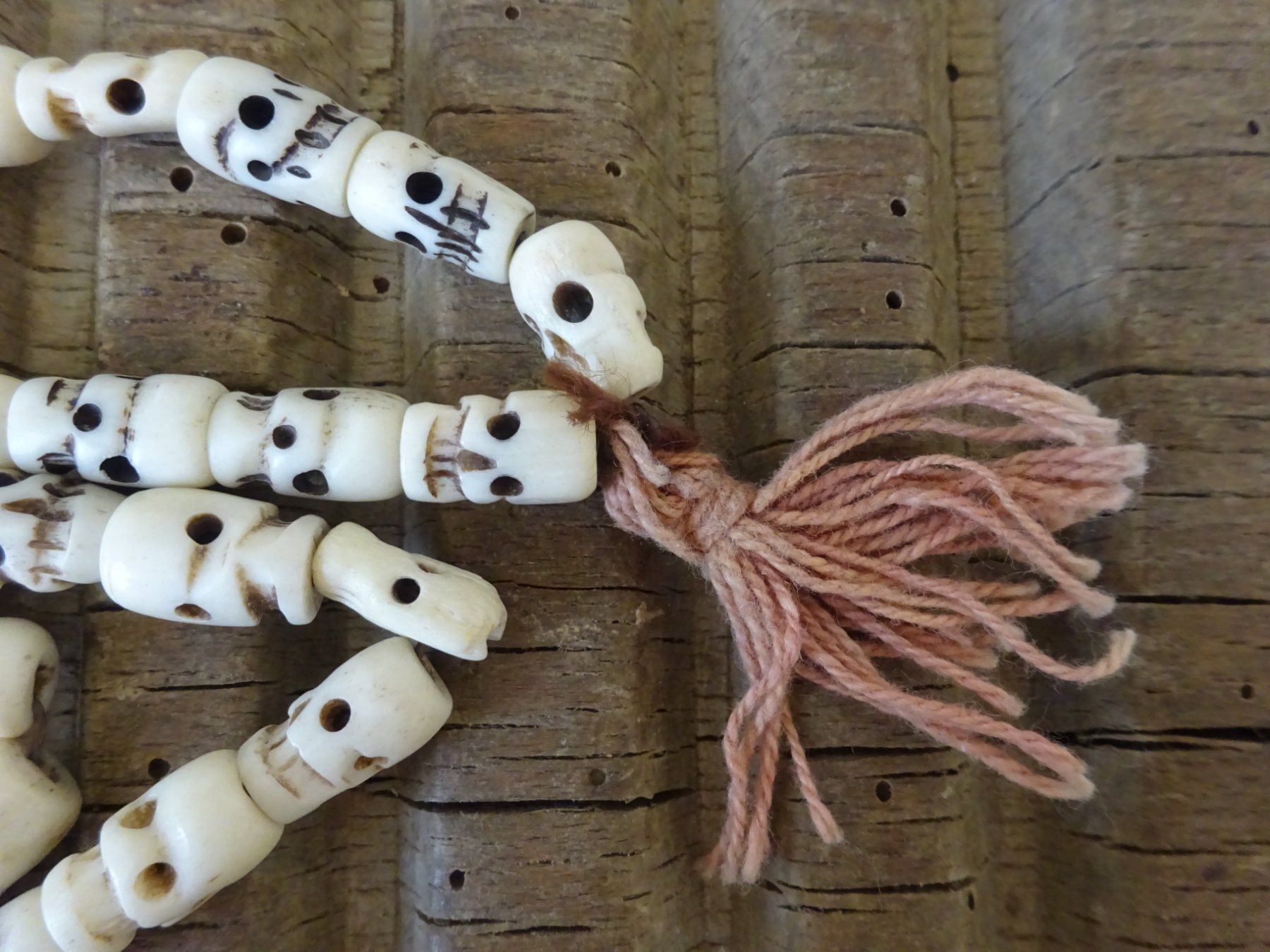 Catenine: Totenkopf Mala / Ethno – Usato da Esslingen venduto da FetteSchnecke 5