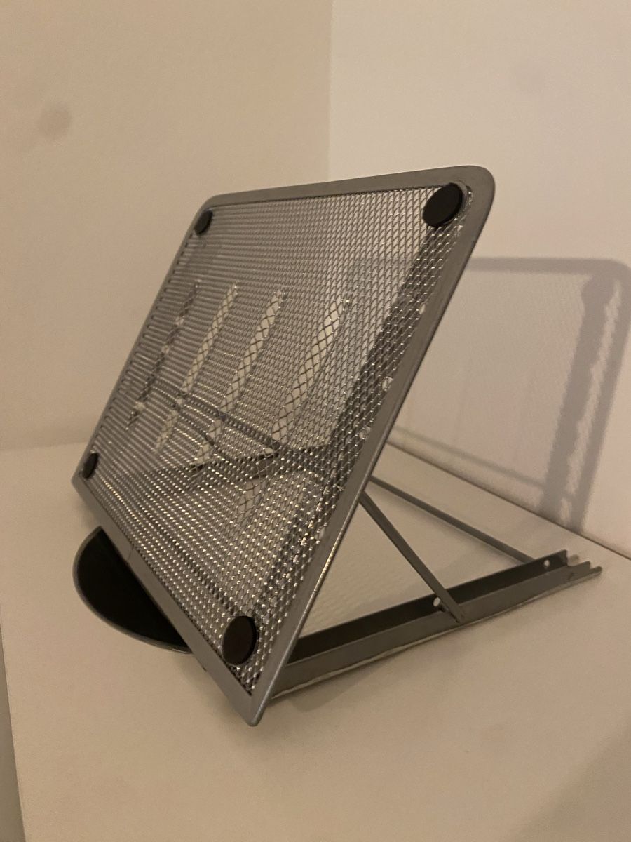 Racks & Cavalletti: Laptop stand – Usato da Thalwil venduto da zhe_69pd