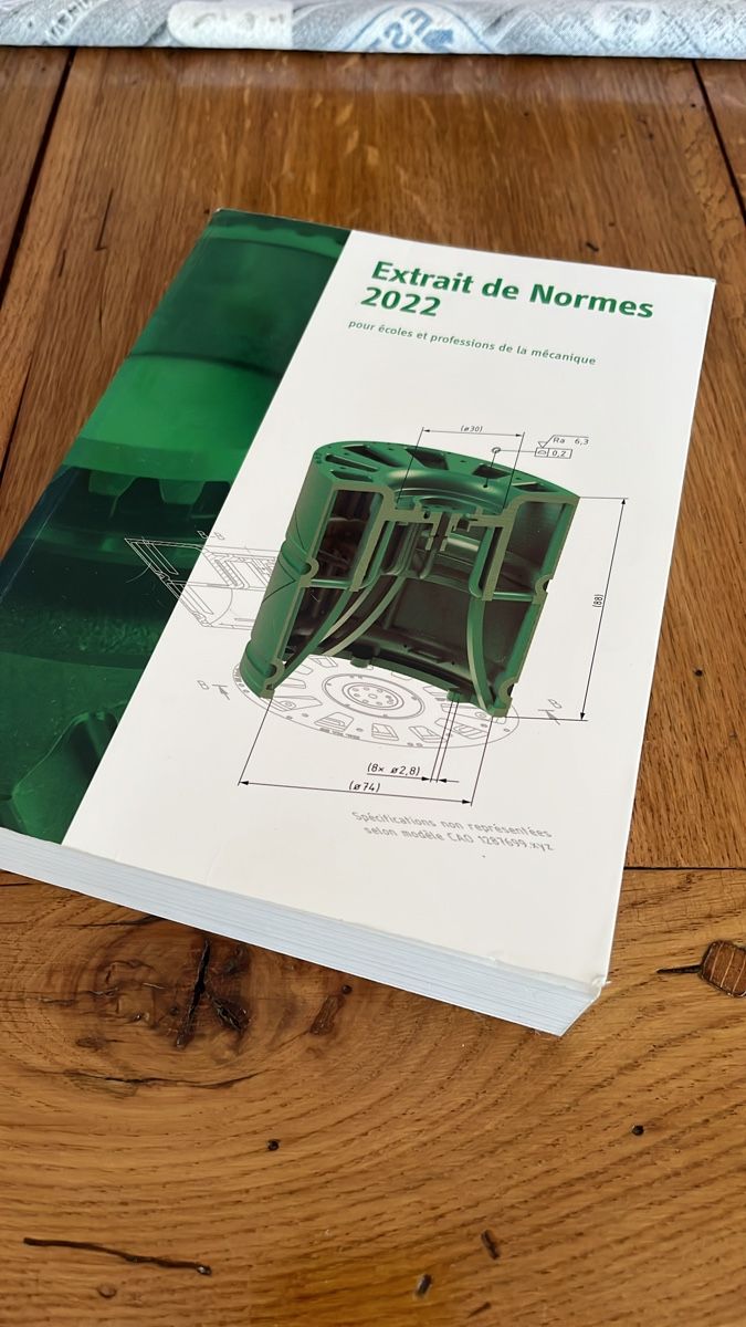 Libri: Extrait de Normes 2022 mechanical engineering book new – Usato da Cottens FR venduto da ginop
