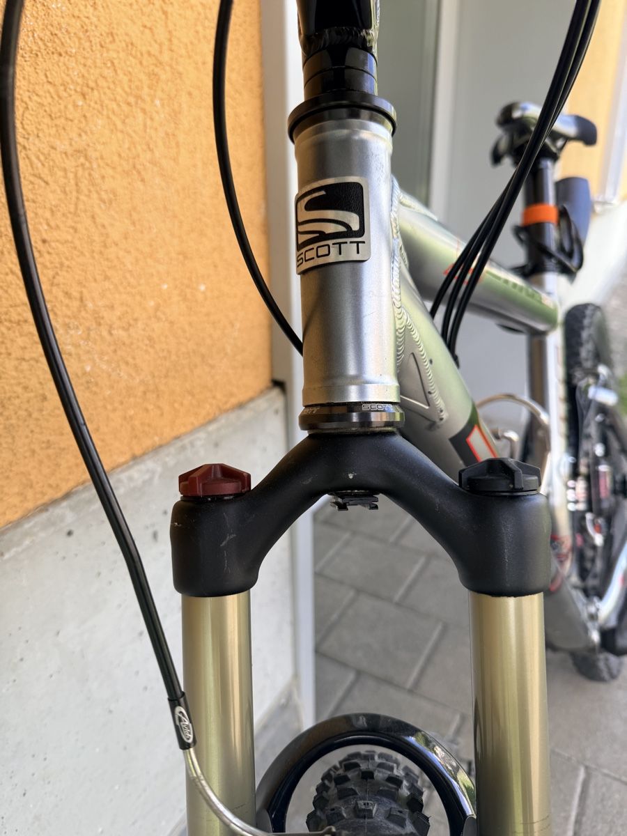 Scott Biciclette: Scott Genius MC50 MTB – Usato da Wettingen venduto da fapppio28 5