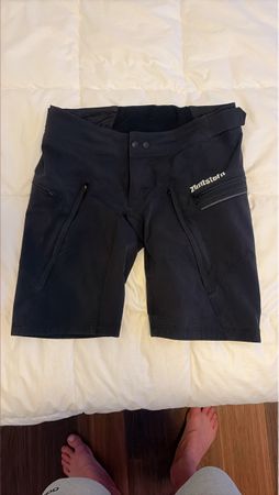 Zimtstern Bike Shorts schwarz wie neu Med Women