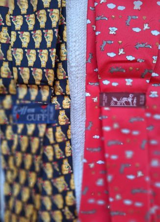 4 cravates de marque en soie, Hermès, GrosFort, Hucklelberry