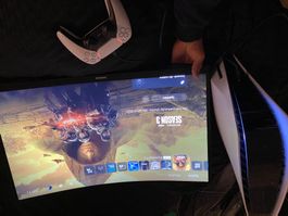 playstation 5( Zurückgesetzt)+ Monitor mit kleinem kratzer