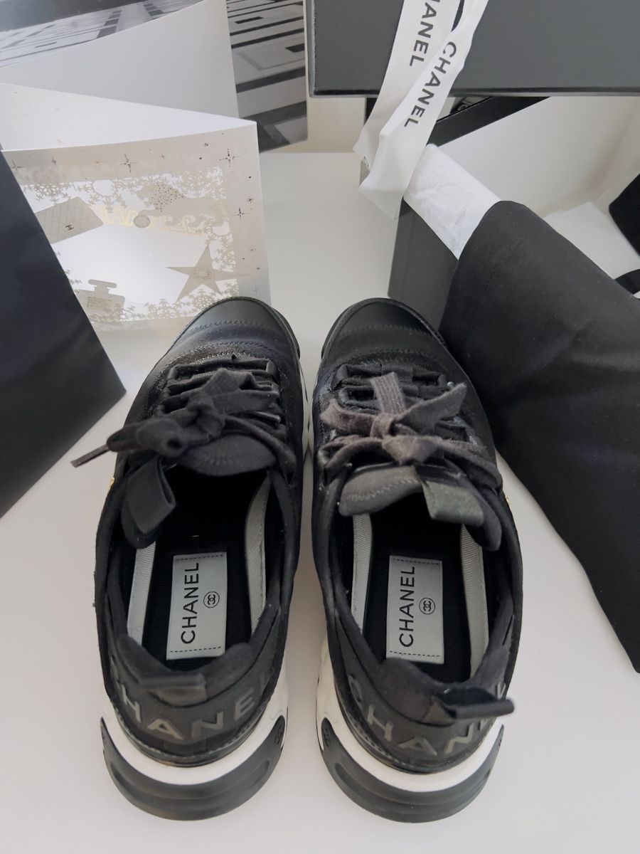 Chanel Scarpe da donna: Chanel Sneaker – Usato da Zürich venduto da VicParis5 9
