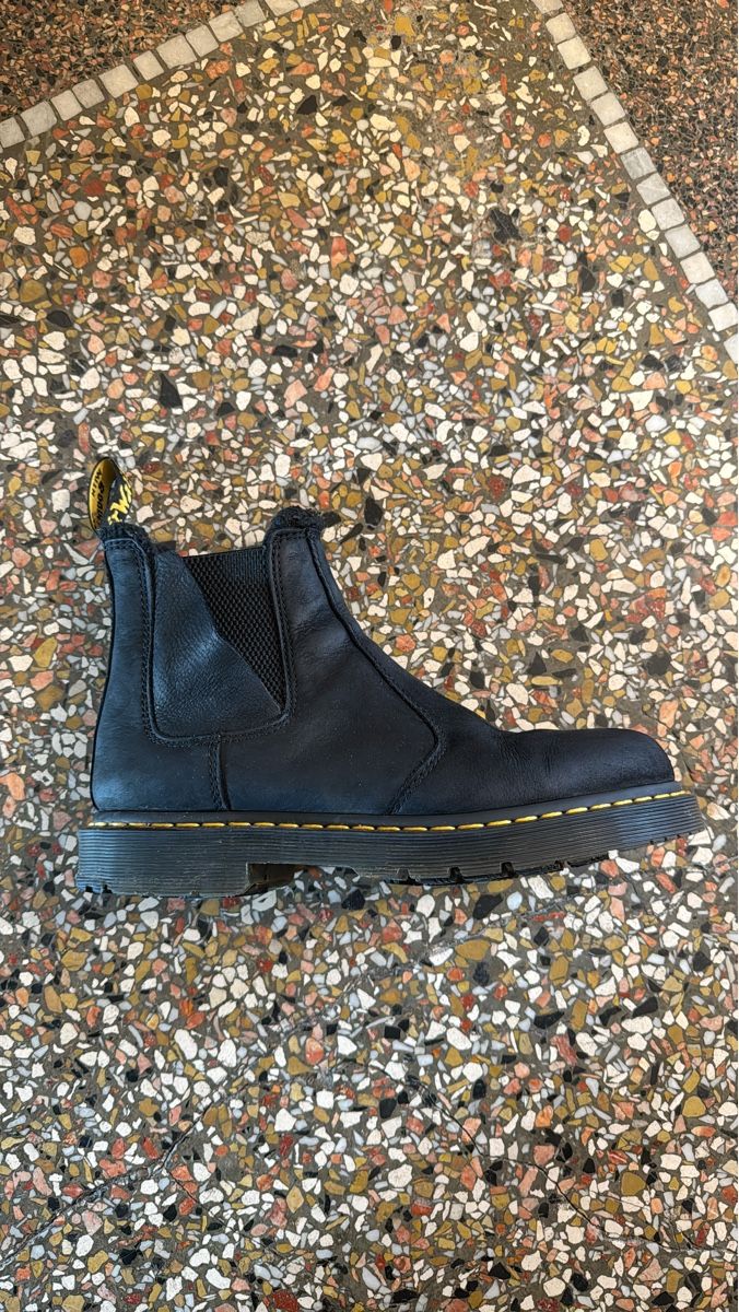 Dr. Martens Herrenschuhe: Dr. Martens Chelsea Boots, GR. 41 – Gebraucht aus Bern von Schindy