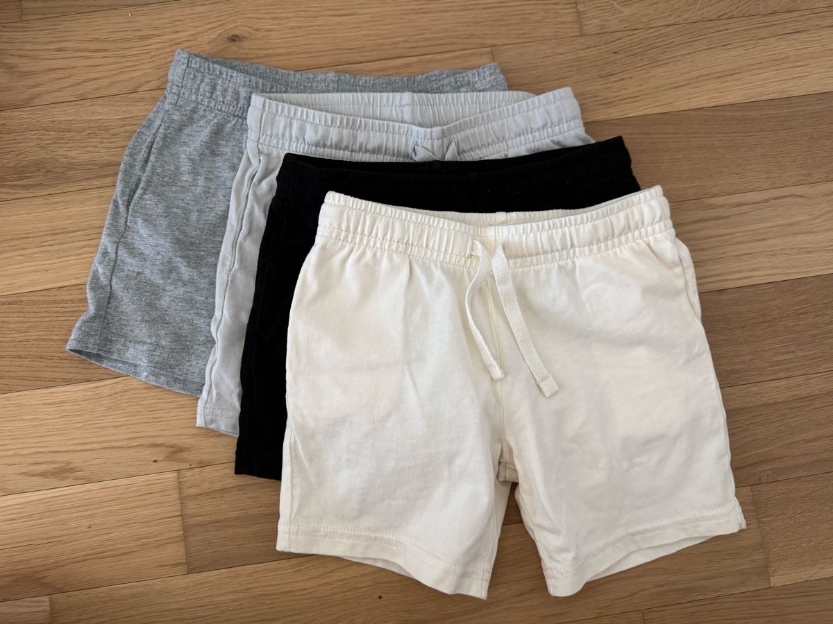 H&M Lotti & Set di vestiti: H&M kleiderpaket – Usato da Oensingen venduto da lottina01