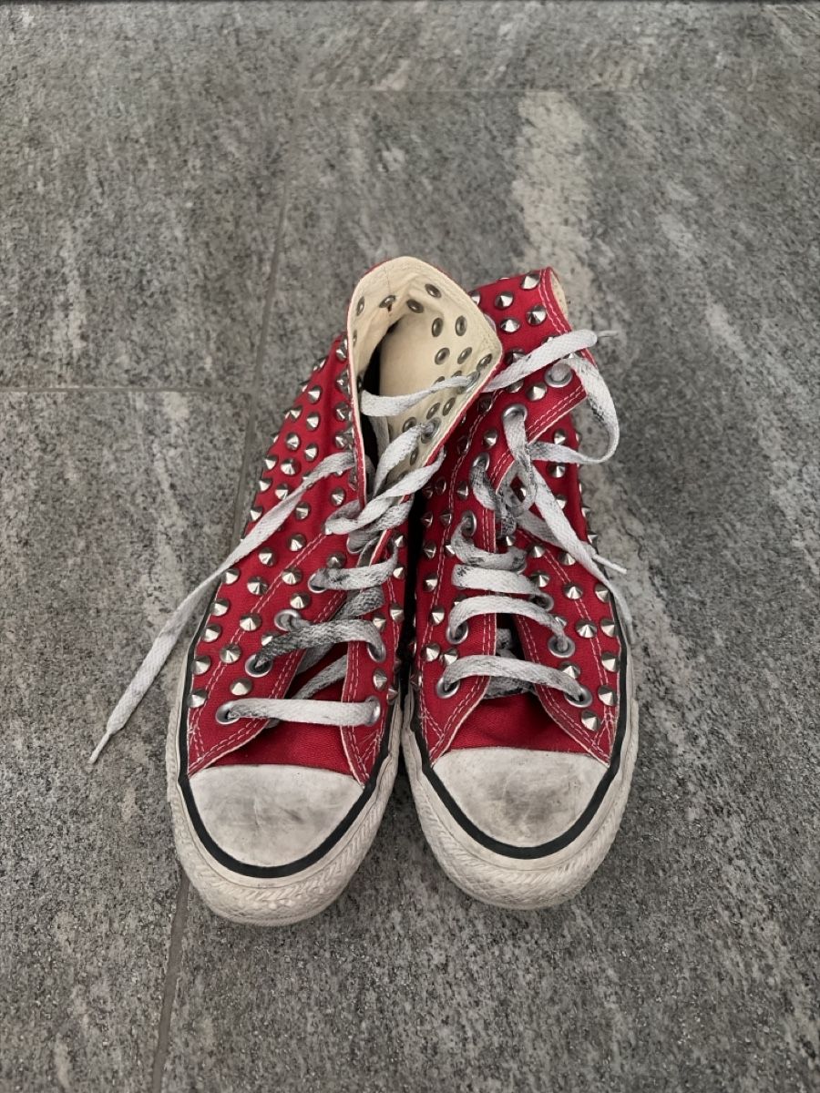 Converse Scarpe da donna: All star borchiate - 37,5  – Usato da Davesco-Soragno venduto da Chichijango