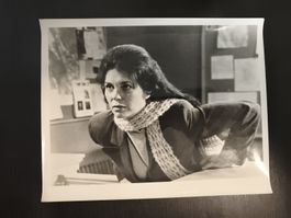 photo de presse l'actrice Mary B. Ward dans le rôle d'Choe 