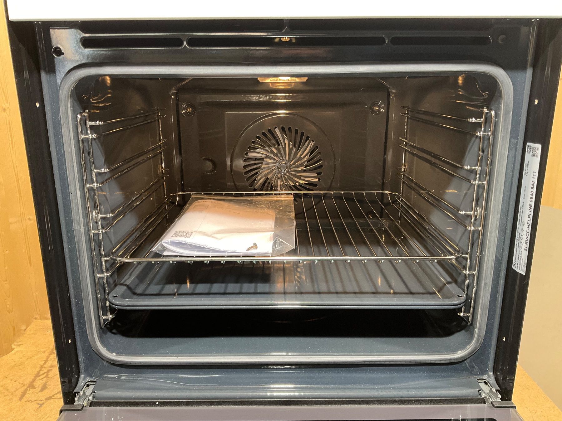 Electrolux Cucine: 042 Electrolux Einbauherd SMS Weiss 76x55cm – Nuovo (secondo la descrizione) da Derendingen venduto da Meisterstuecke 5