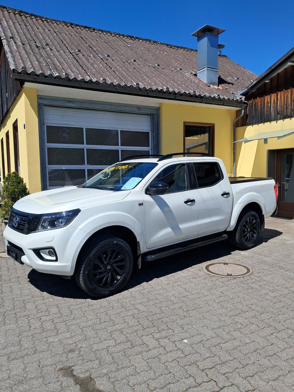 Nissan Nutzfahrzeuge: Nissan Navara DC 190PS ab Service und neuer Mfk. – Gebraucht aus Bauma von stacel