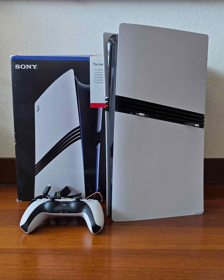 Sony Consoles: PS5 Pro comme neuve – Neuf (Voir description) à Lausanne par qoq_x7cl 1
