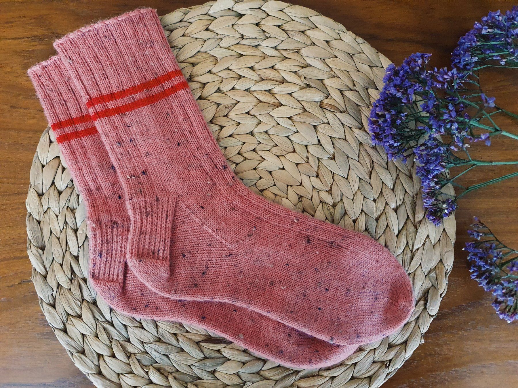 Calze: Handgestrickte Socken, Gr. 38, Wollsocken, Geschenk – Nuovo e nell'imballaggio originale da Neunkirch venduto da Sandramay 1